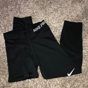 cropped nike pro leggings